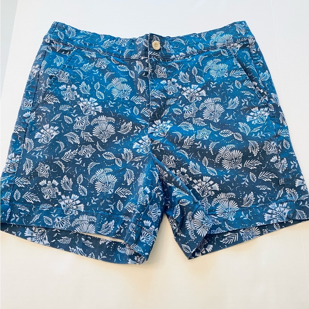 Jachs Girlfriends Blue Floral Patterned Shorts